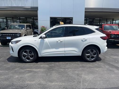 2023 Ford Escape ST-Line Select