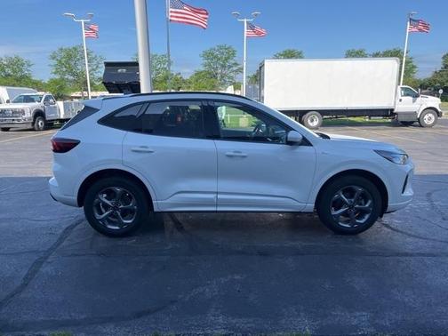 2023 Ford Escape ST-Line Select