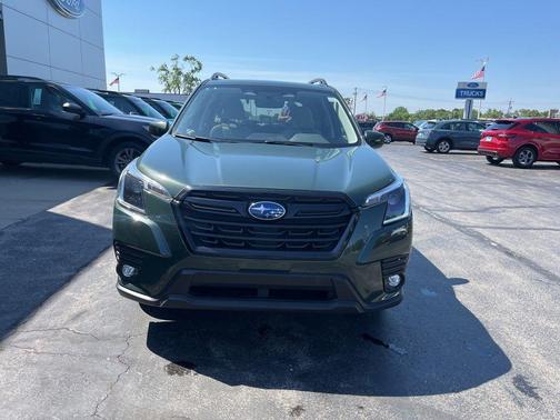 Cascade Green Silica 2024 Subaru Forester Premium