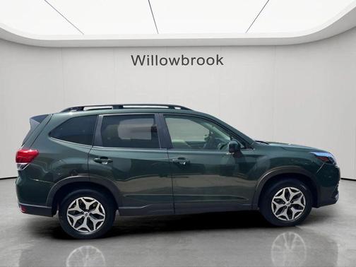 Cascade Green Silica 2024 Subaru Forester Premium