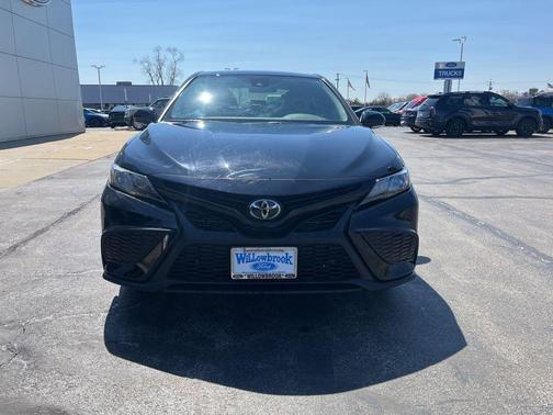 Midnight Black Metallic 2024 Toyota Camry SE