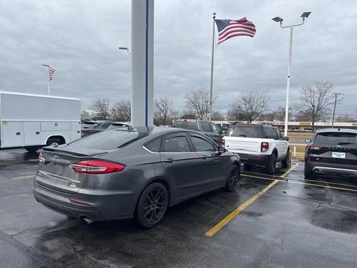 2019 Ford Fusion SE