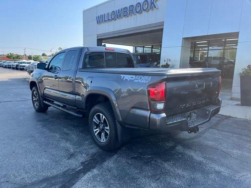 Magnetic Gray Metallic 2019 Toyota Tacoma TRD Sport