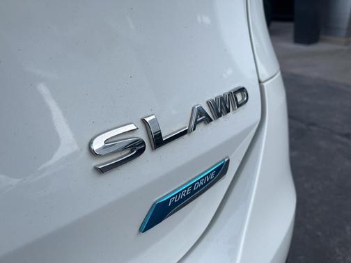 2014 Nissan Rogue SL