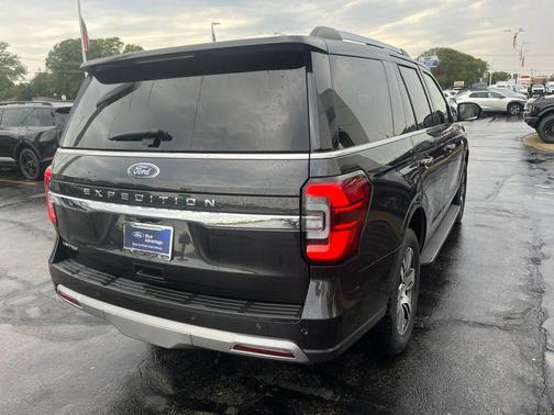 Gray Metallic 2024 Ford Expedition Limited