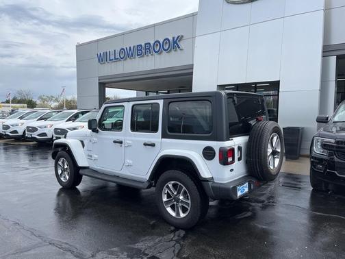 2022 Jeep Wrangler Unlimited Sahara