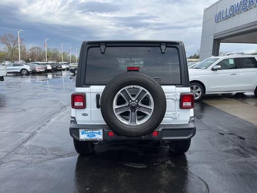 2022 Jeep Wrangler Unlimited Sahara