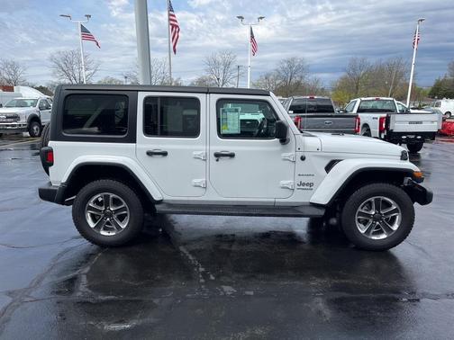 2022 Jeep Wrangler Unlimited Sahara