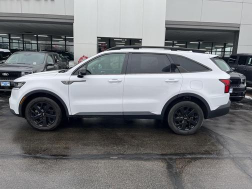 2022 Kia Sorento S