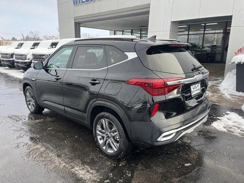 2023 Kia Seltos S