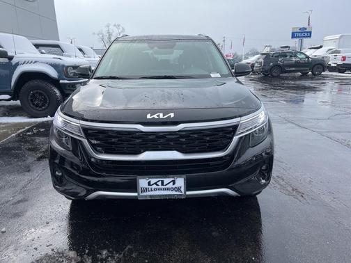 2023 Kia Seltos S