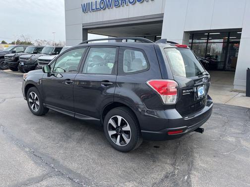 Dark Gray Metallic 2018 Subaru Forester 2.5i