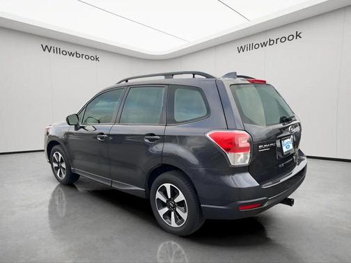 Dark Gray Metallic 2018 Subaru Forester 2.5i