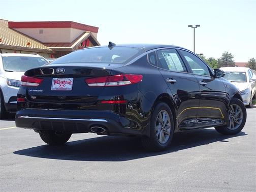 Photo 5 of 31 of 2019 Kia Optima LX
