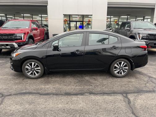 2021 Nissan Versa 1.6 SV