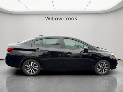 2021 Nissan Versa 1.6 SV