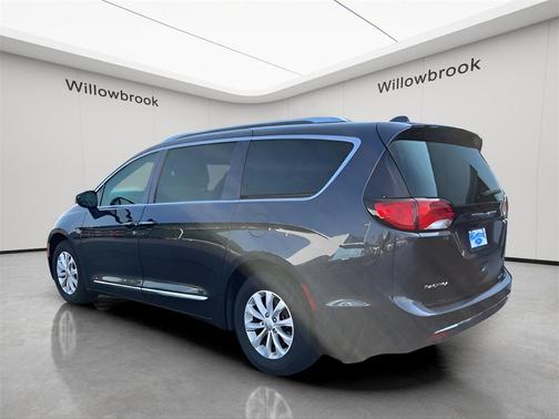 2019 Chrysler Pacifica Touring-L