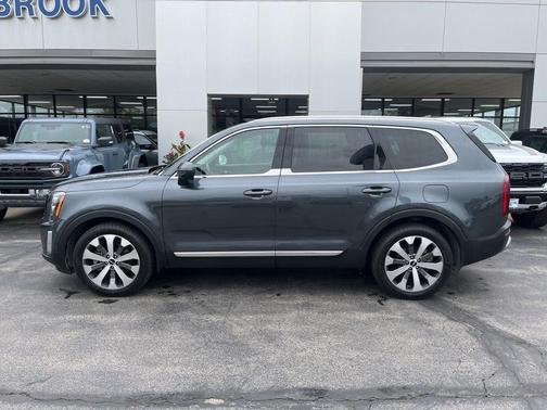 Gravity Gray 2022 Kia Telluride EX