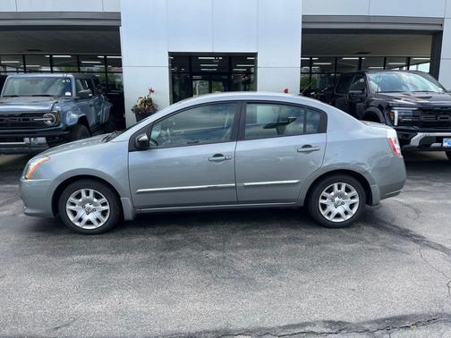 Magnetic Gray Metallic 2010 Nissan Sentra 2.0 S
