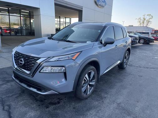 Boulder Gray Pearl 2023 Nissan Rogue SL