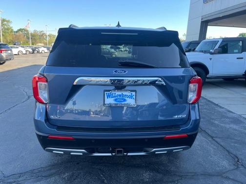 Blue Metallic 2021 Ford Explorer XLT