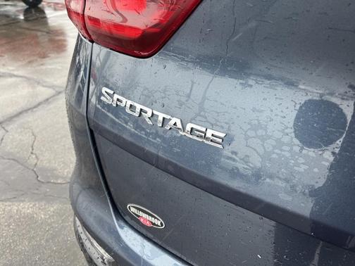 2020 Kia Sportage EX