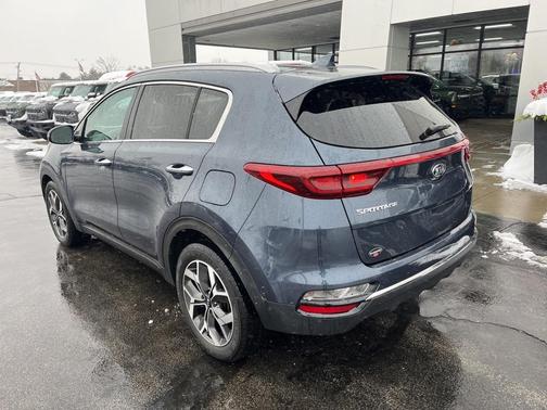 2020 Kia Sportage EX