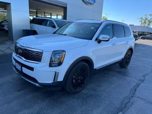 Snow White Pearl 2021 Kia Telluride S
