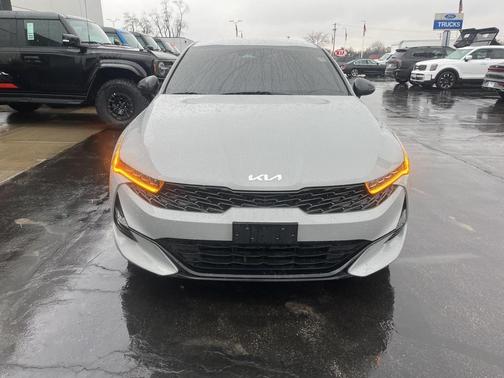 2022 Kia K5 GT-Line