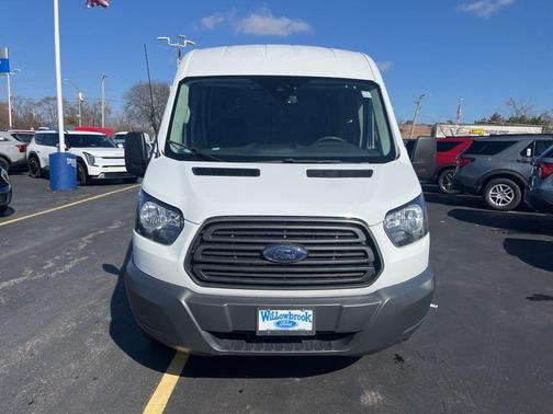 2018 Ford Transit-250 130 WB Medium Roof Cargo