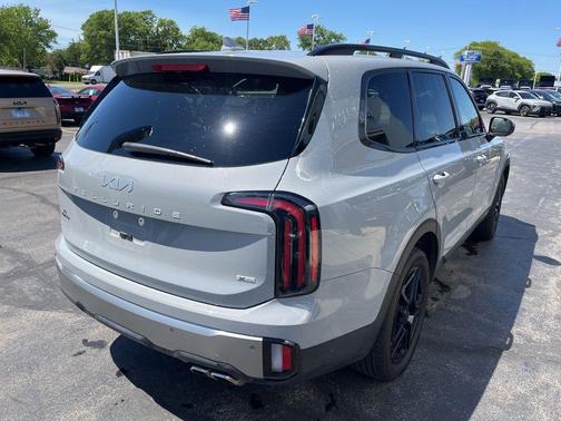 Wolf Gray 2023 Kia Telluride EX X-Line