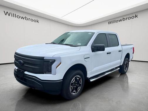 Oxford White 2022 Ford F-150 Lightning Pro