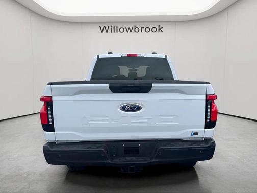 Oxford White 2022 Ford F-150 Lightning Pro