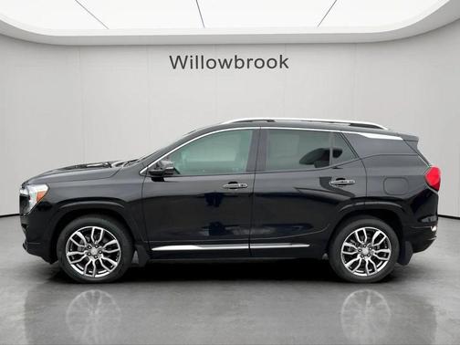 Ebony Twilight Metallic 2022 GMC Terrain Denali