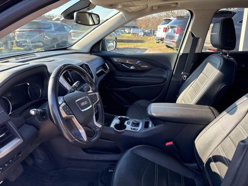 Ebony Twilight Metallic 2022 GMC Terrain Denali