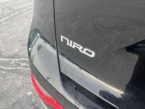 2023 Kia Niro EX Touring