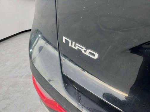 2023 Kia Niro EX Touring