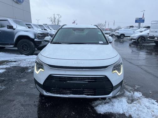 2023 Kia Niro Plug-In Hybrid EX