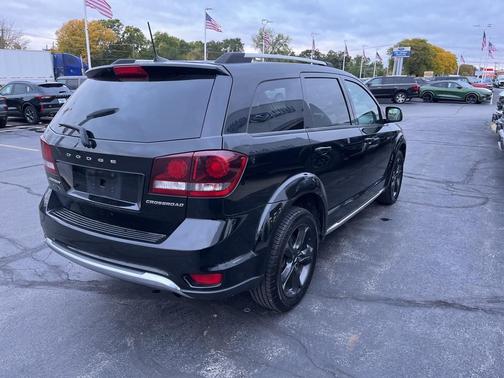 2018 Dodge Journey Crossroad