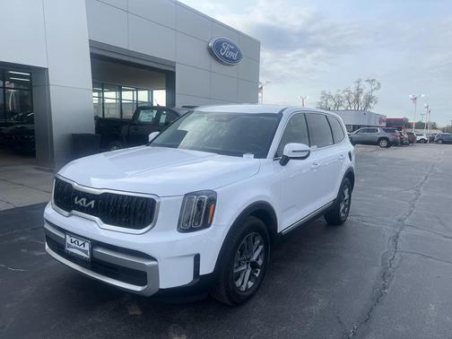 2023 Kia Telluride LX