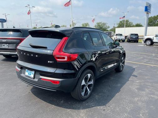 Black 2024 Volvo XC40 B5 Core