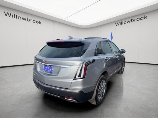 Silver Metallic 2023 Cadillac XT5 Sport