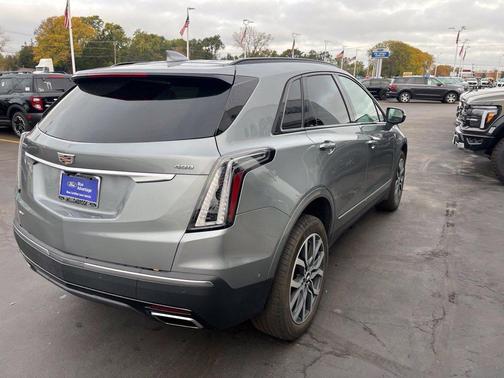 Silver Metallic 2023 Cadillac XT5 Sport