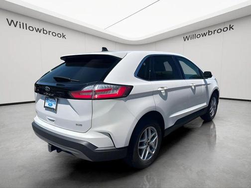 White Metallic 2024 Ford Edge SEL