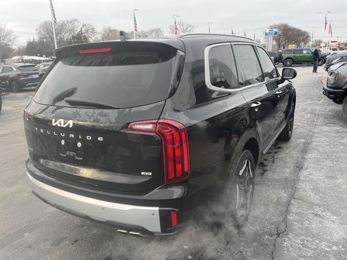 2023 Kia Telluride S