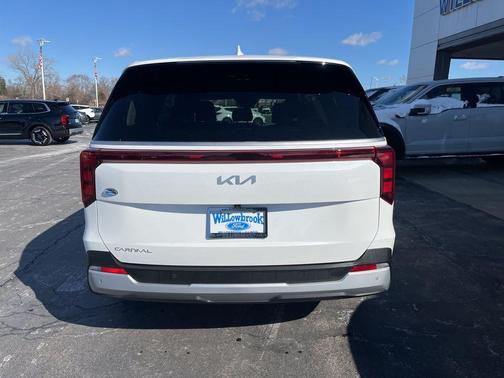 2025 Kia Carnival LXS