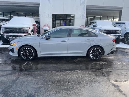 2024 Kia K5 GT-Line