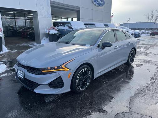 2024 Kia K5 GT-Line