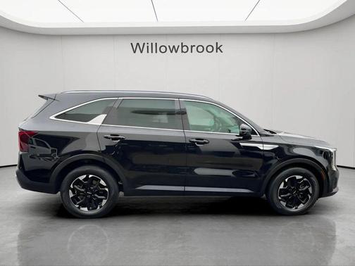 Ebony Black 2025 Kia Sorento S