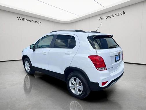 Summit White 2022 Chevrolet Trax LT